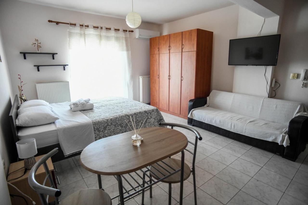 Papi'S Free Parking Apartments 2 - Studio Александруполис Екстериор снимка