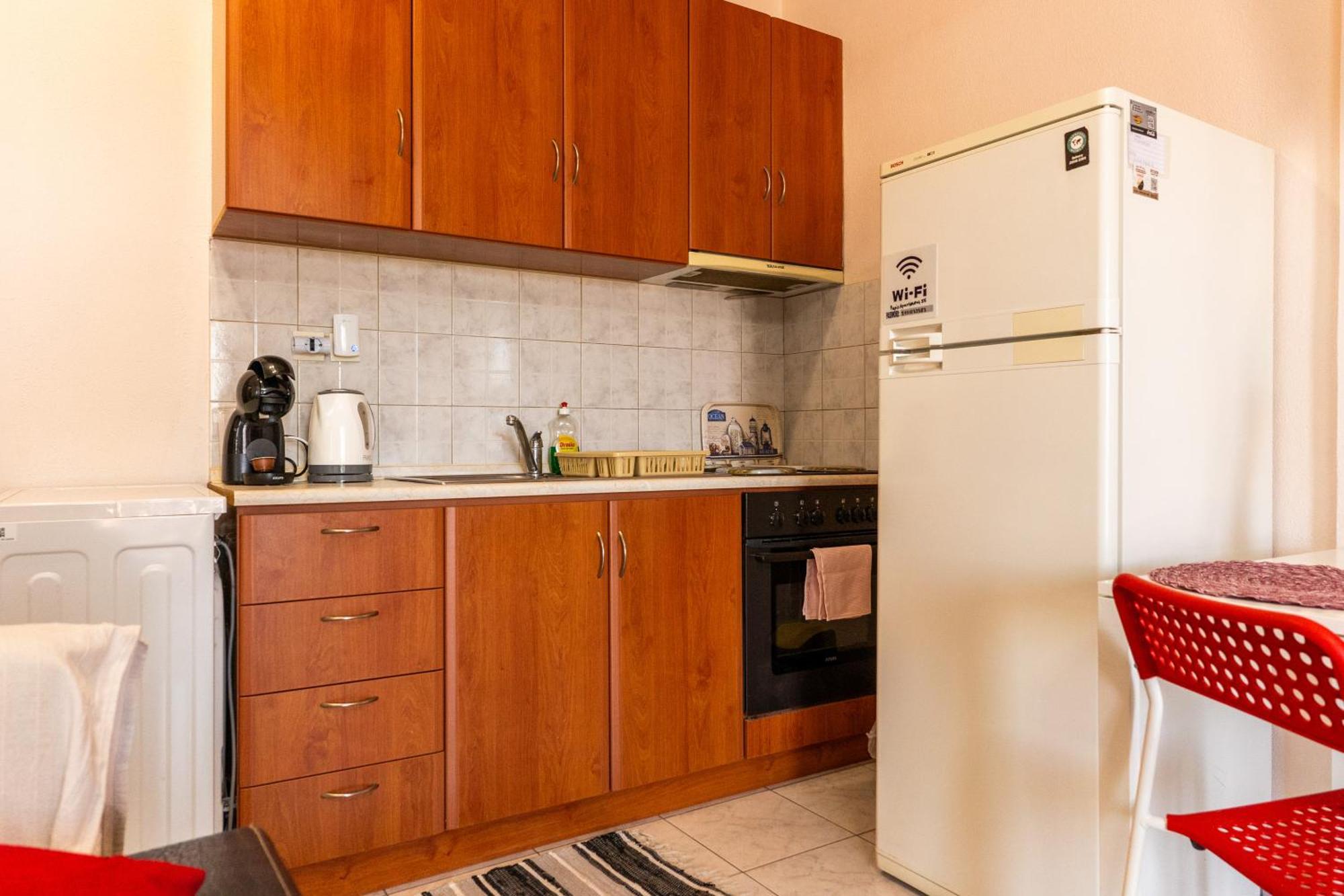 Papi'S Free Parking Apartments 2 - Studio Александруполис Екстериор снимка